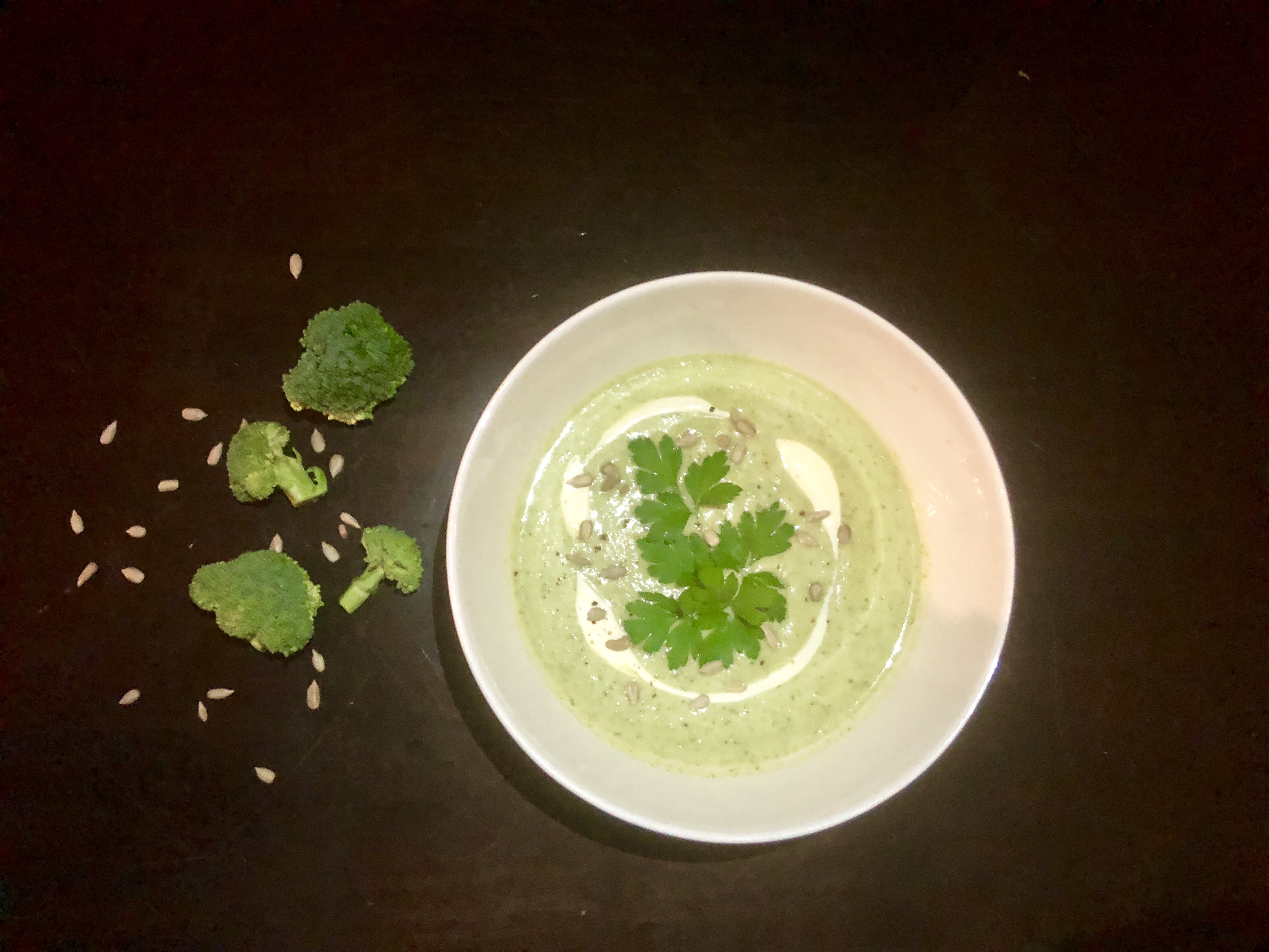 CREAMY BROCCOLI SOUP