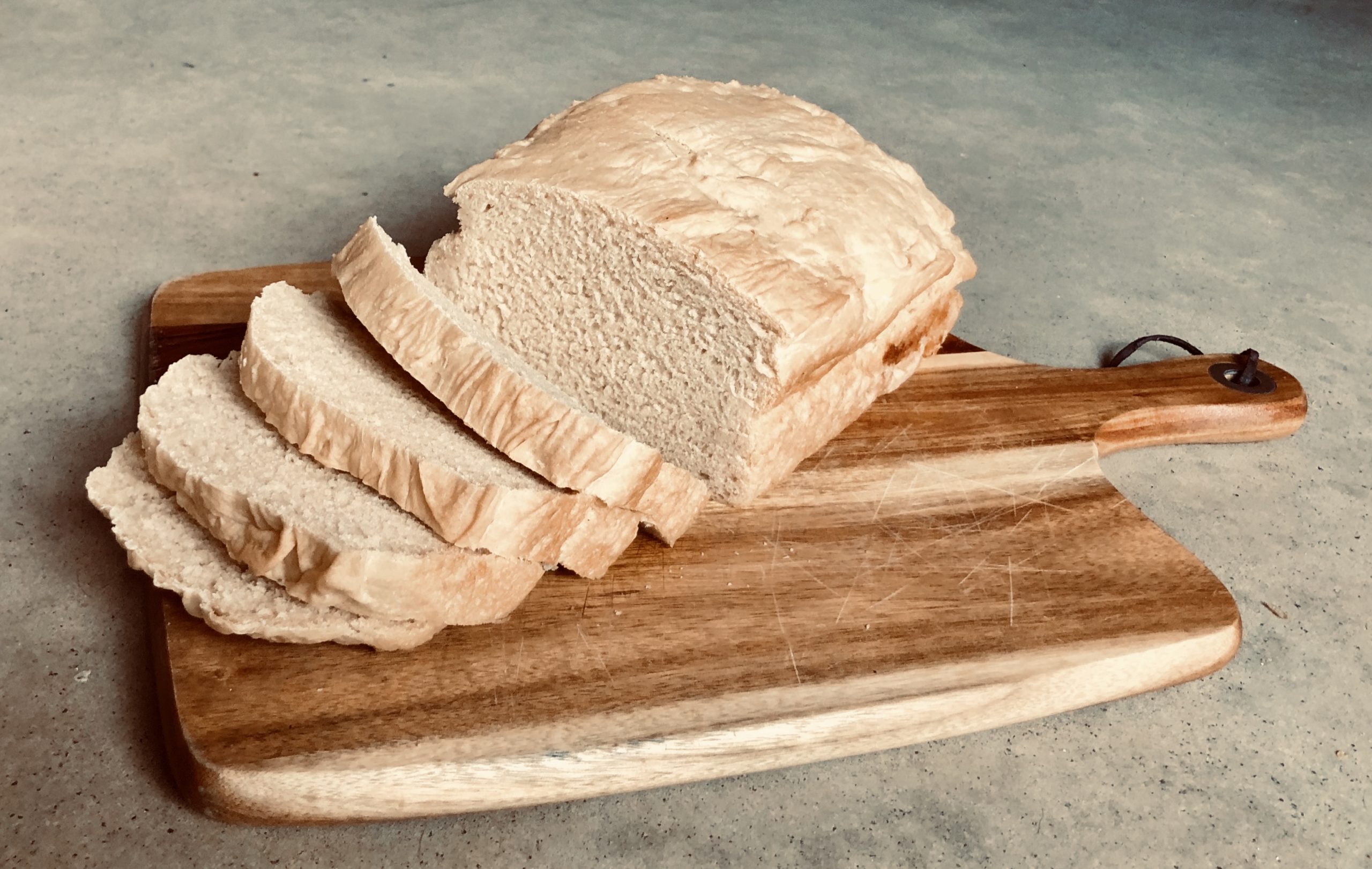 SPELT BREAD